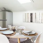 Apartment Avenida 1,2 E 3