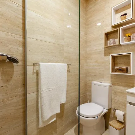 Avenida 1,2 E 3 Apartment