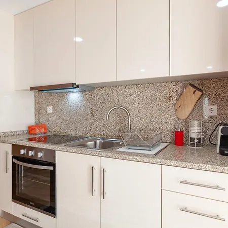 Avenida 1,2 E 3 Apartment