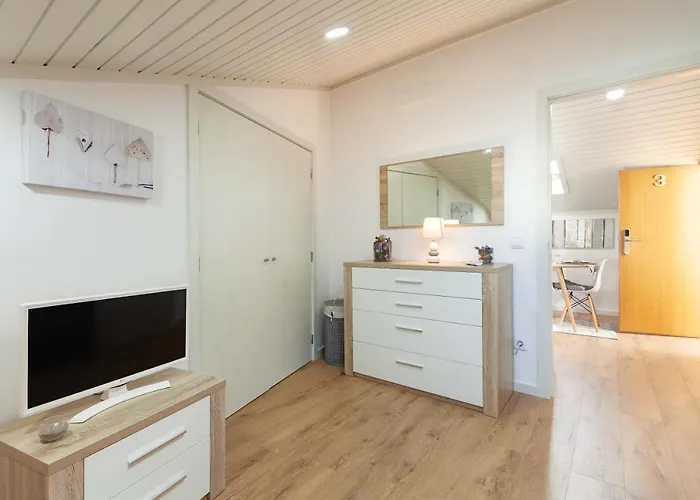 Avenida 1,2 E 3 Apartament